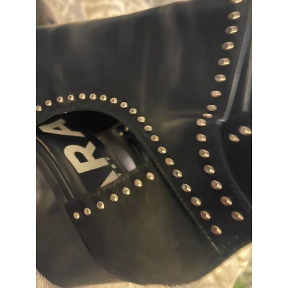 ZARA TRF Women's EUR 40 9Black Leather Studded Ankle Boots Zippered Back - Picture 8 of 8